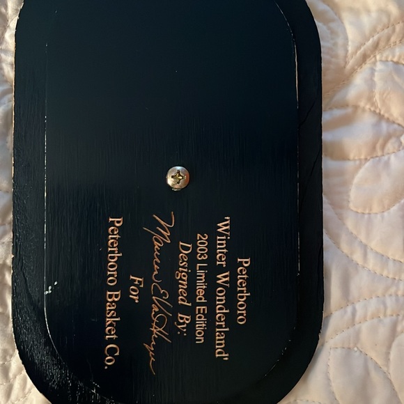 Peterboro limited edition basket with lid. 2003 - Picture 2 of 3